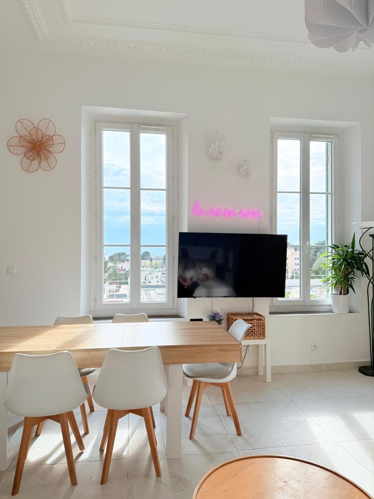 Maisons Detente Jardin, Terrasse Vue Mer Et Spa مارسيليا الغرفة الصورة