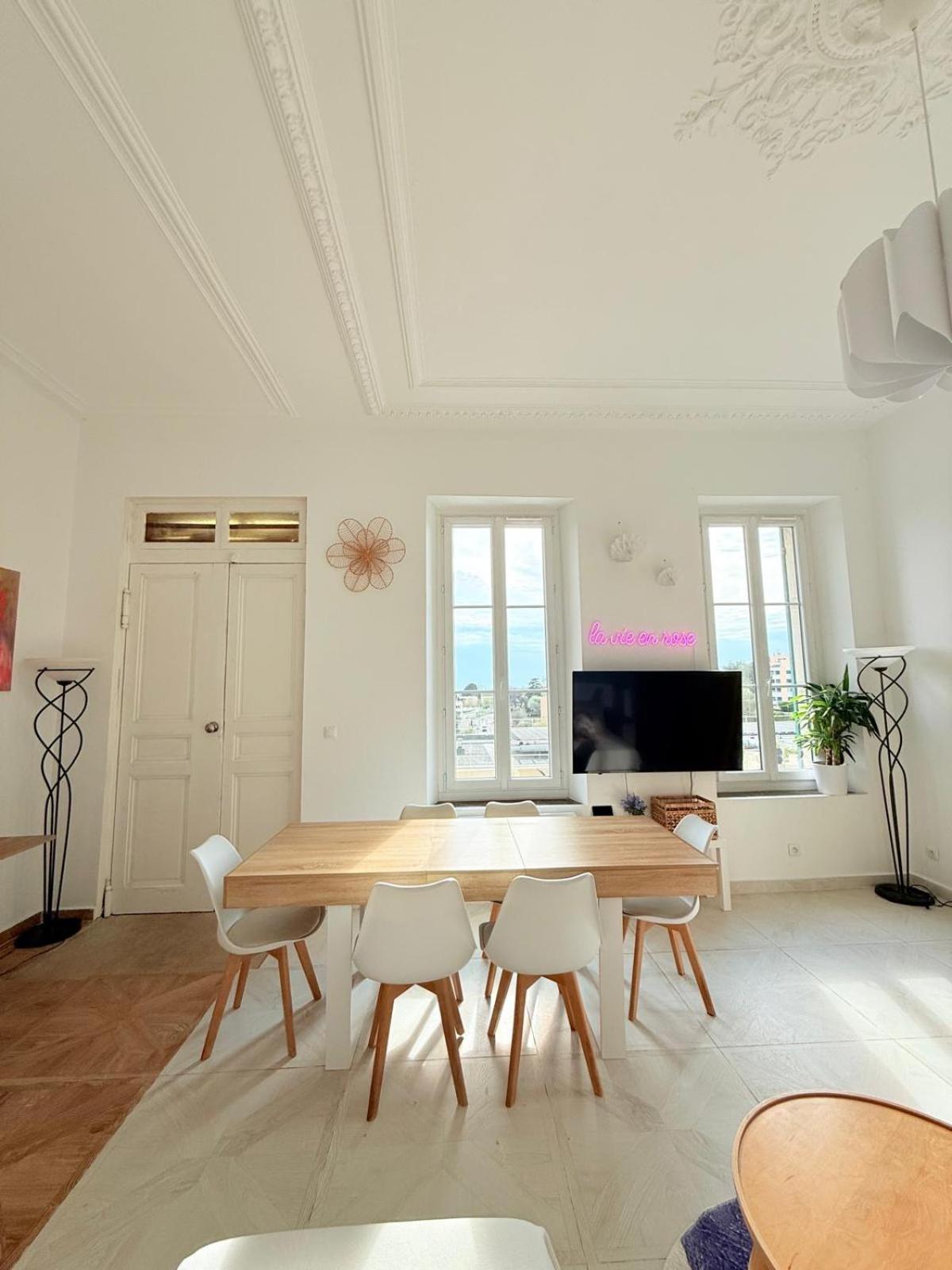 Maisons Detente Jardin, Terrasse Vue Mer Et Spa مارسيليا الغرفة الصورة